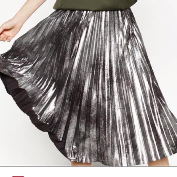 Zara Dresses & Skirts - Zara silver metallic pleated skirt